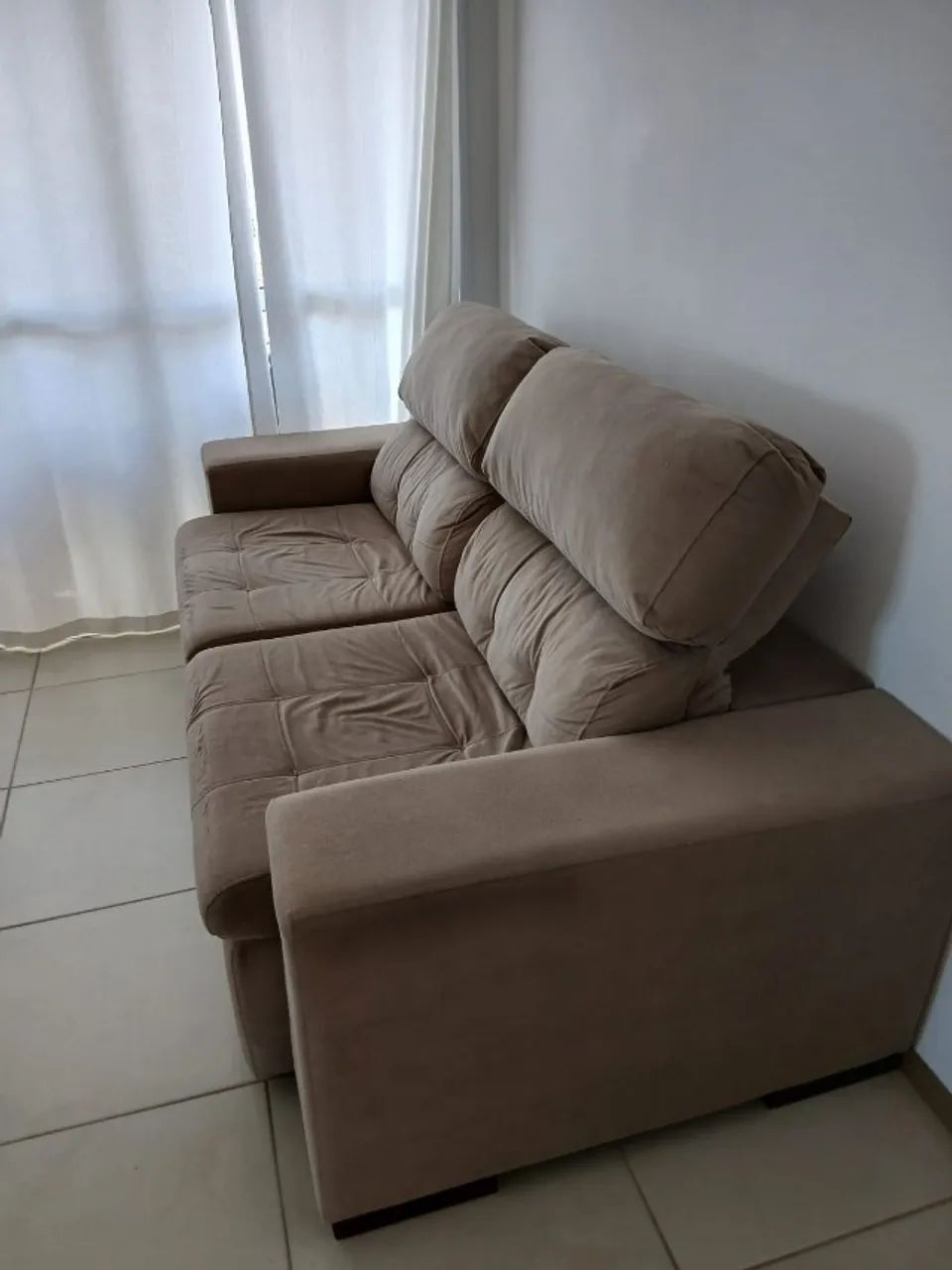 Sofá 4 lugares - Foto 4