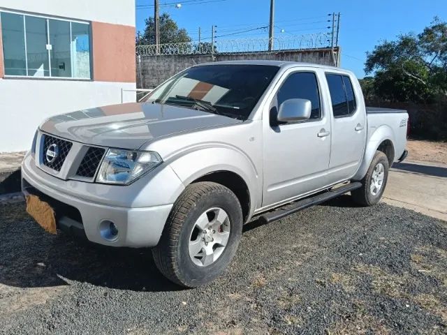 Nissan Frontier Frontier XE  CD 4x4 2.5 TB Diesel 2010