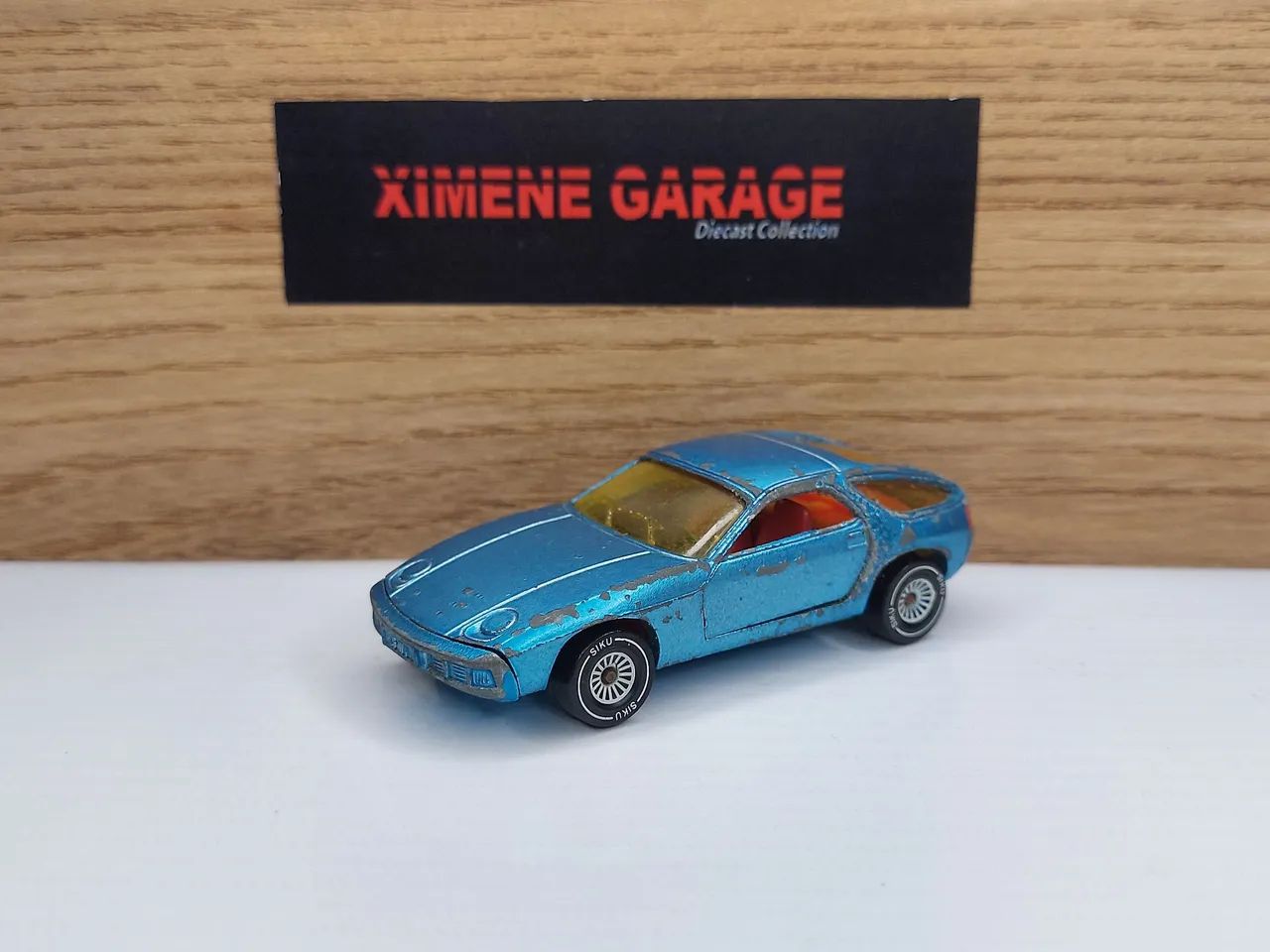 Porsche 928 Siku Germany  - Foto 2