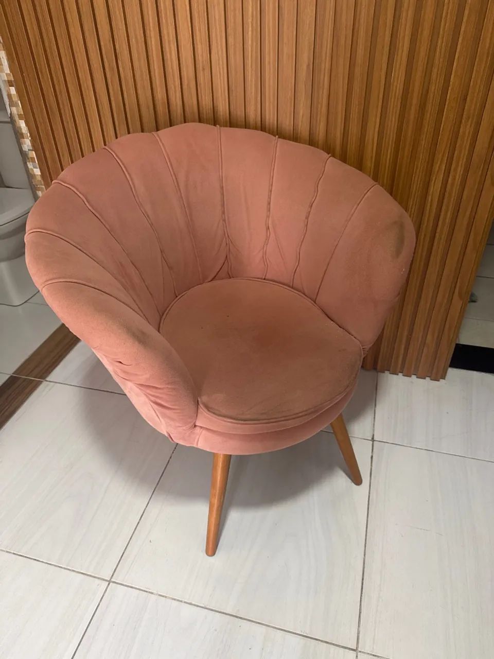 Poltrona de pétalas rose 