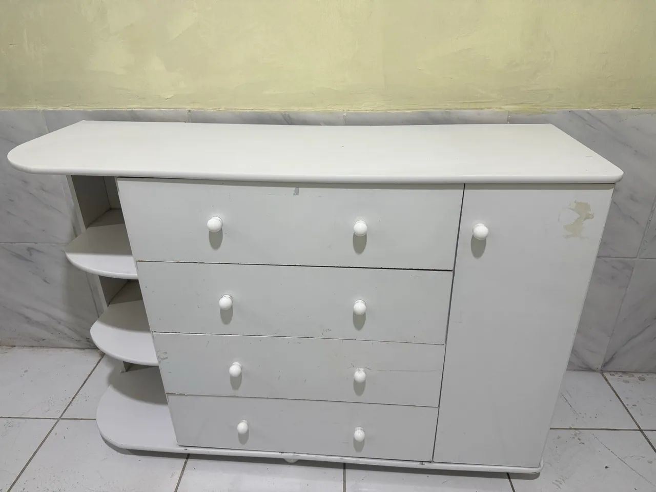 Cômoda 1,35x45 usada!! Já é o menor valor!!!!!