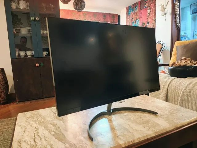Monitor LED Philips 27" 4K UHD 276E8VJSB Preto - Foto 2