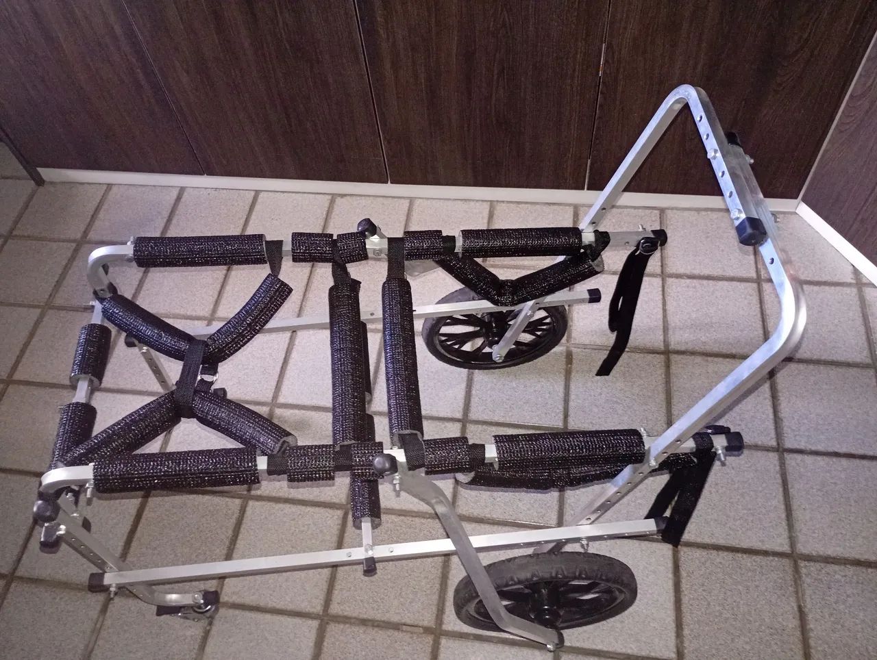 Cadeira de rodas pra cachorro  - Foto 2