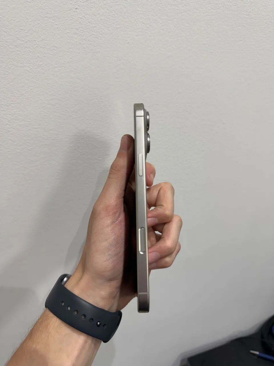 iPhone 16 Pro Max - Foto 2