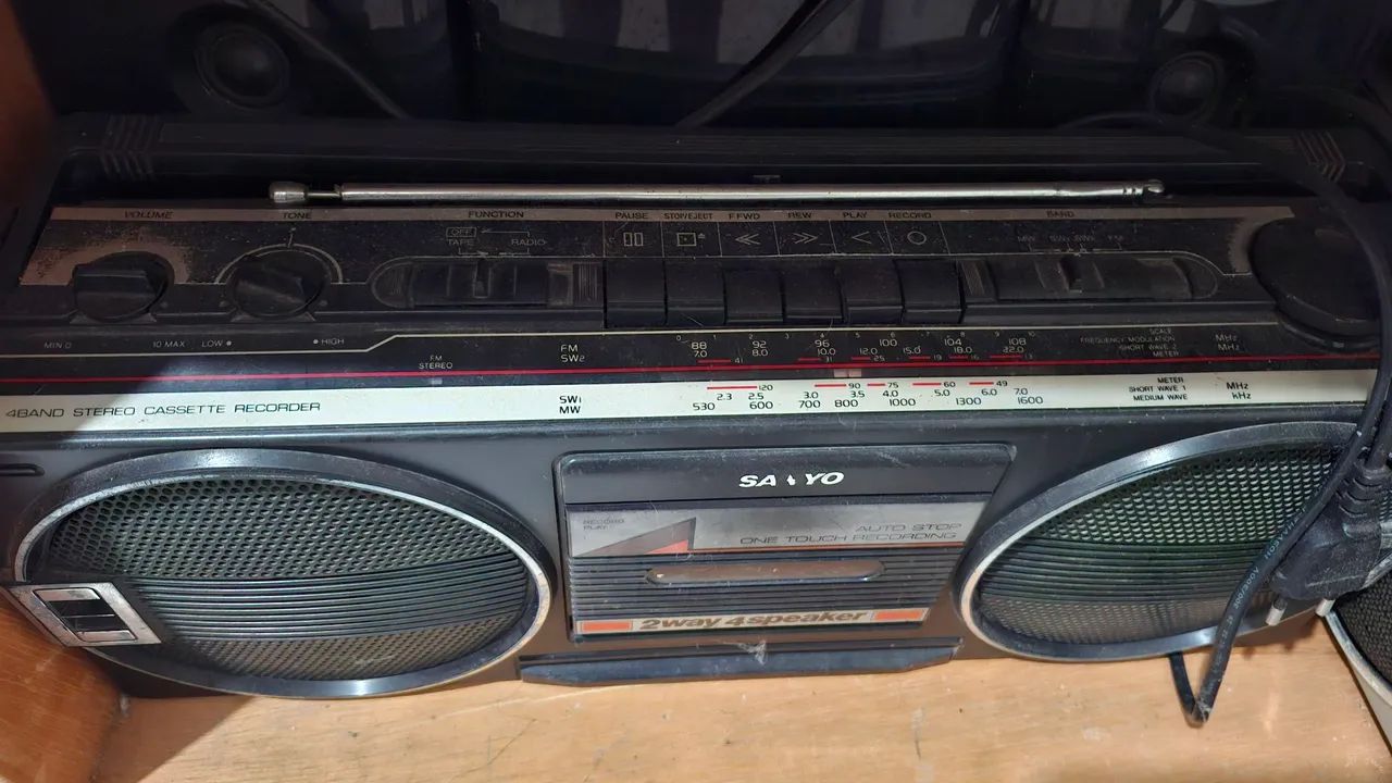 Radio vintage Sanyo - Foto 2