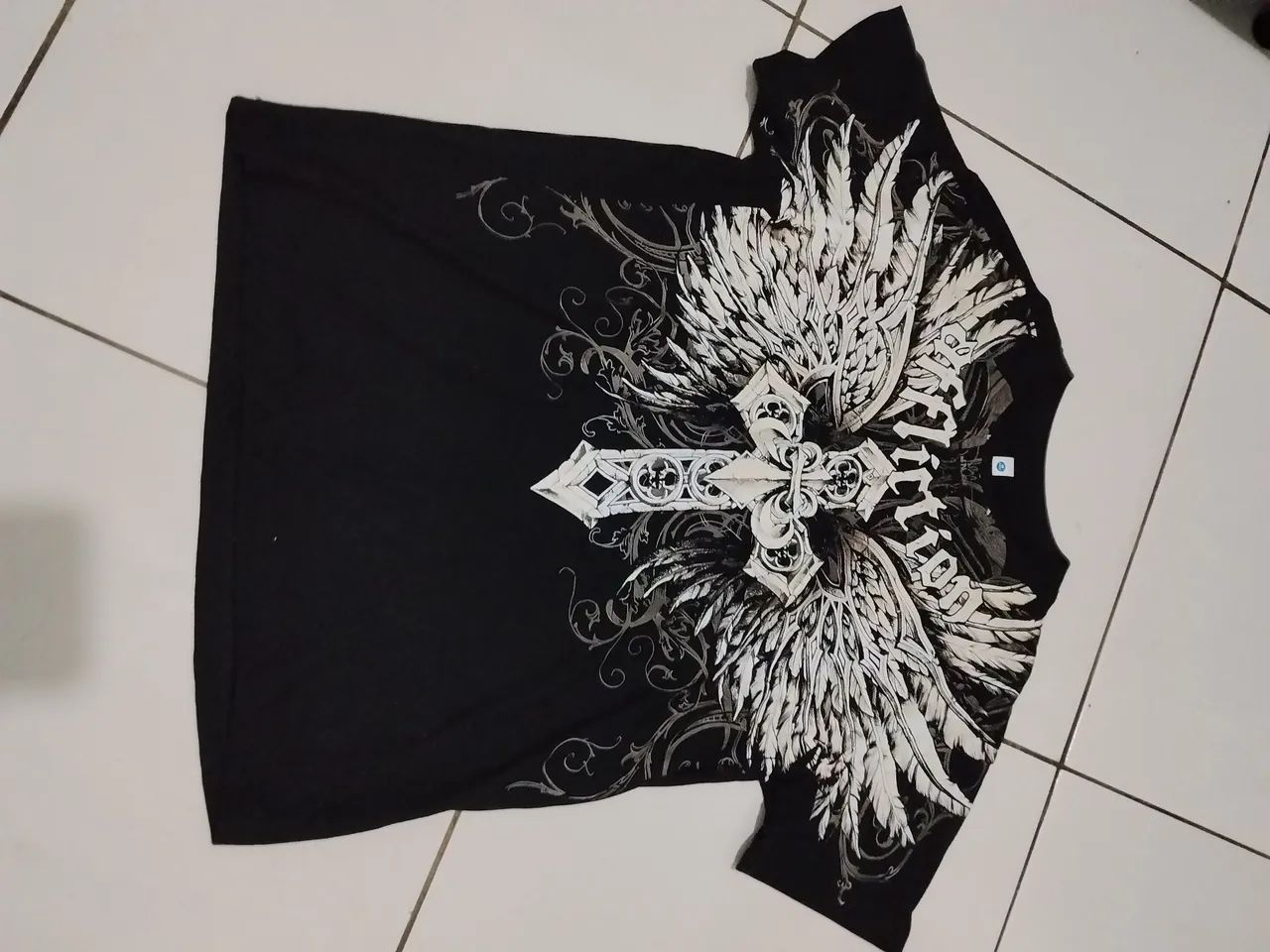 Camisa preta da affliction nova  - Foto 3