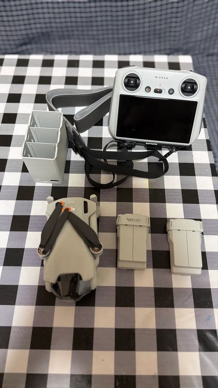 DJI mini 3 fly more combo + RC controller (com tela) - Foto 3