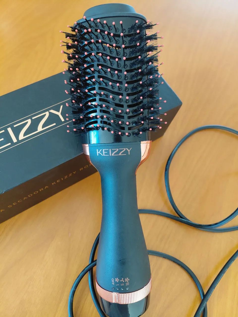 Escova Alisadora e Secadora Keizzy127/220V