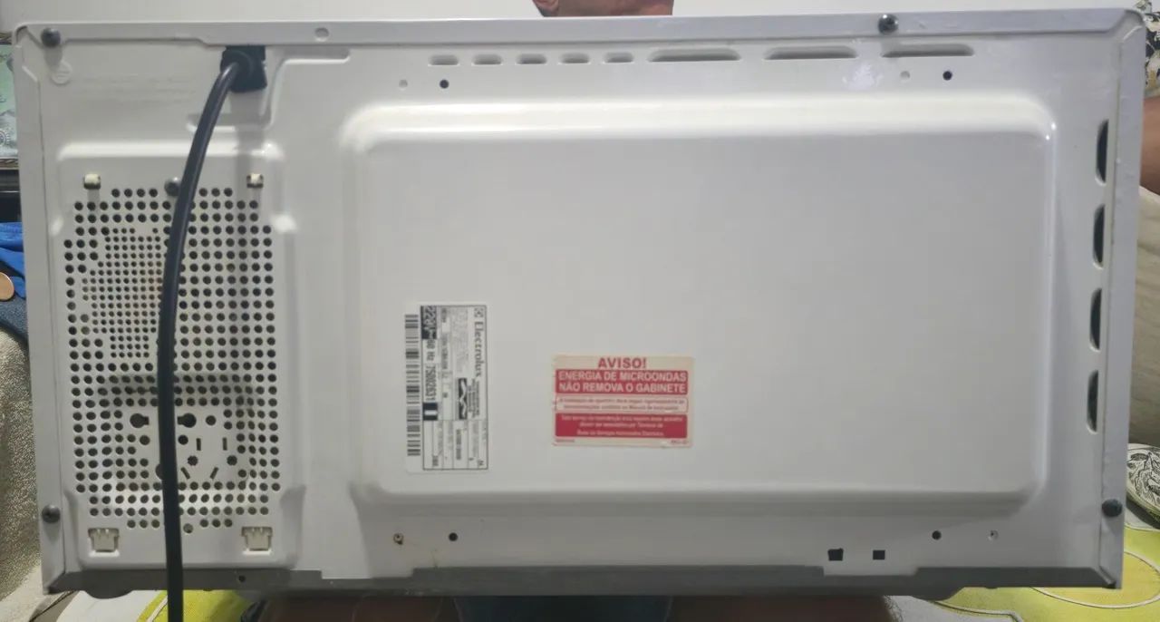 Micro-ondas Electrolux MEO44 - Foto 4