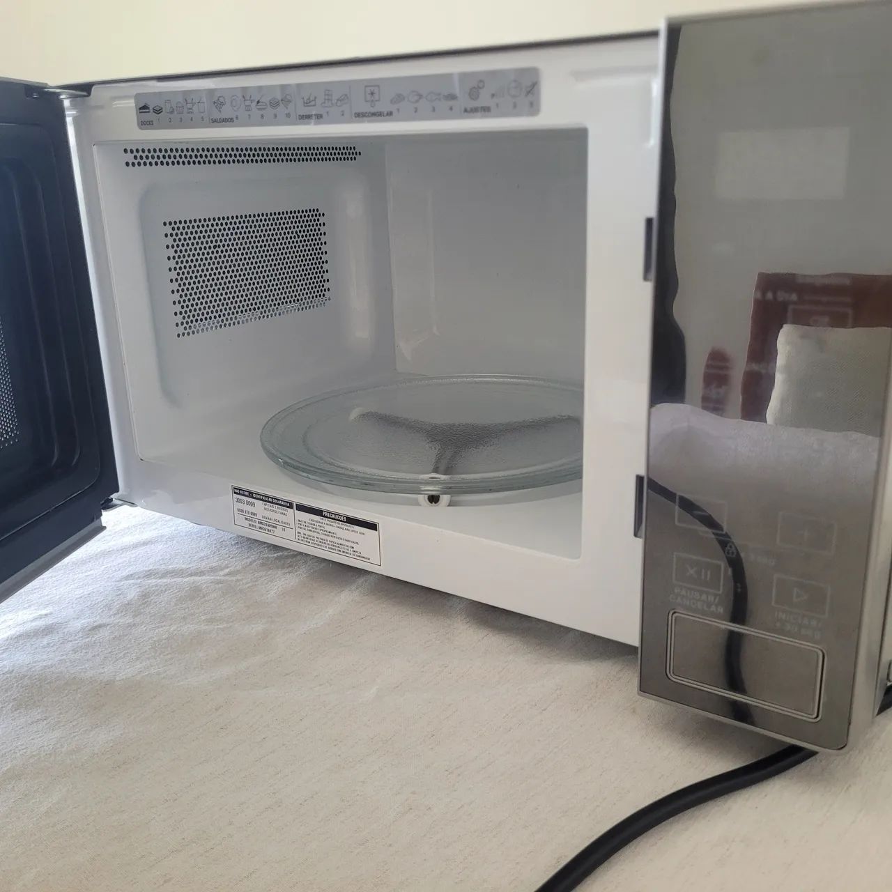 Micro-ondas Inox Brastemp 20L - Foto 2