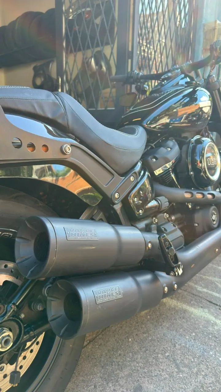 HARLEY DAVIDSON FAT  BOB 2019 - Foto 2