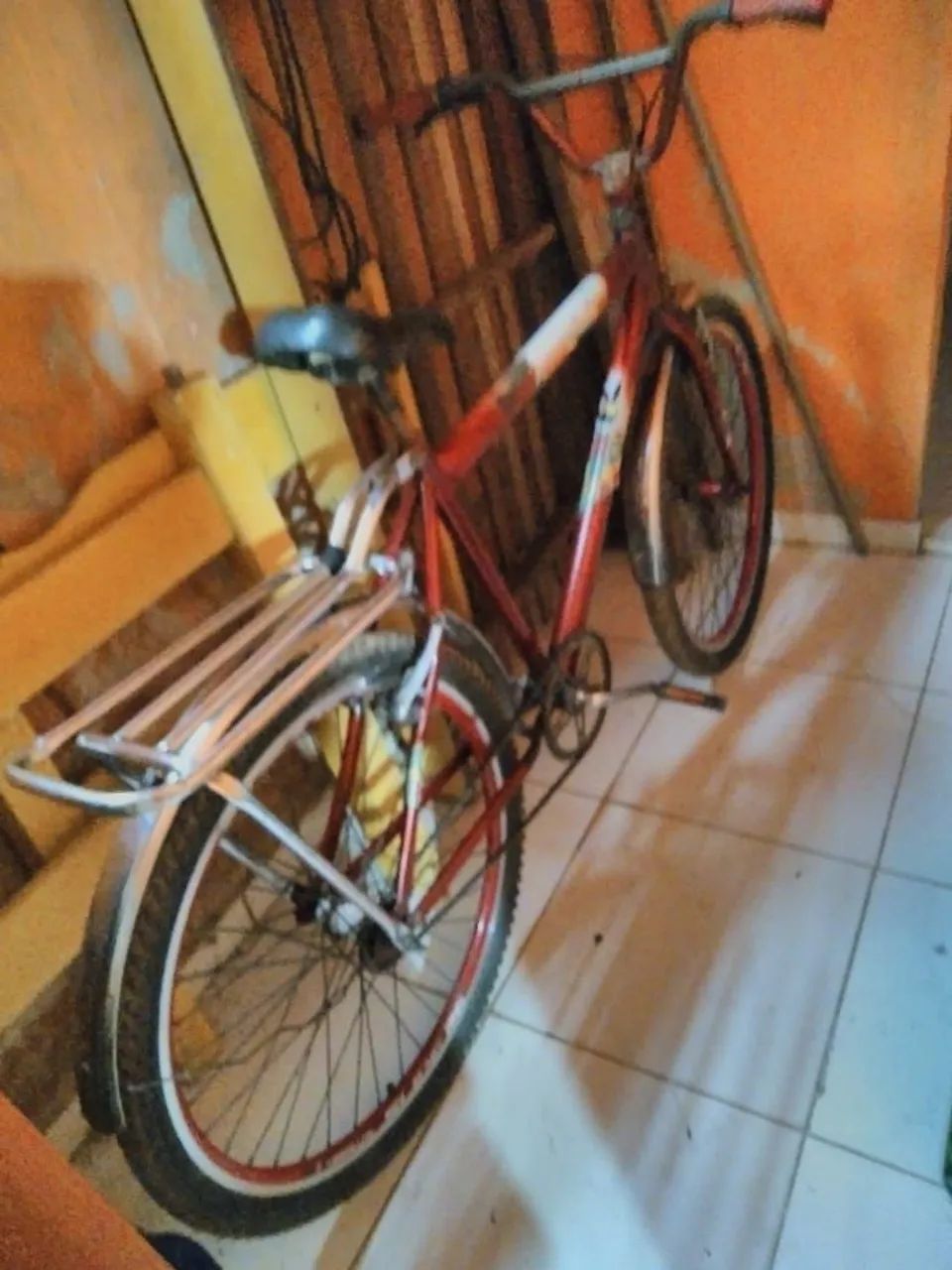Bicicleta bem conservada top de linha 700$