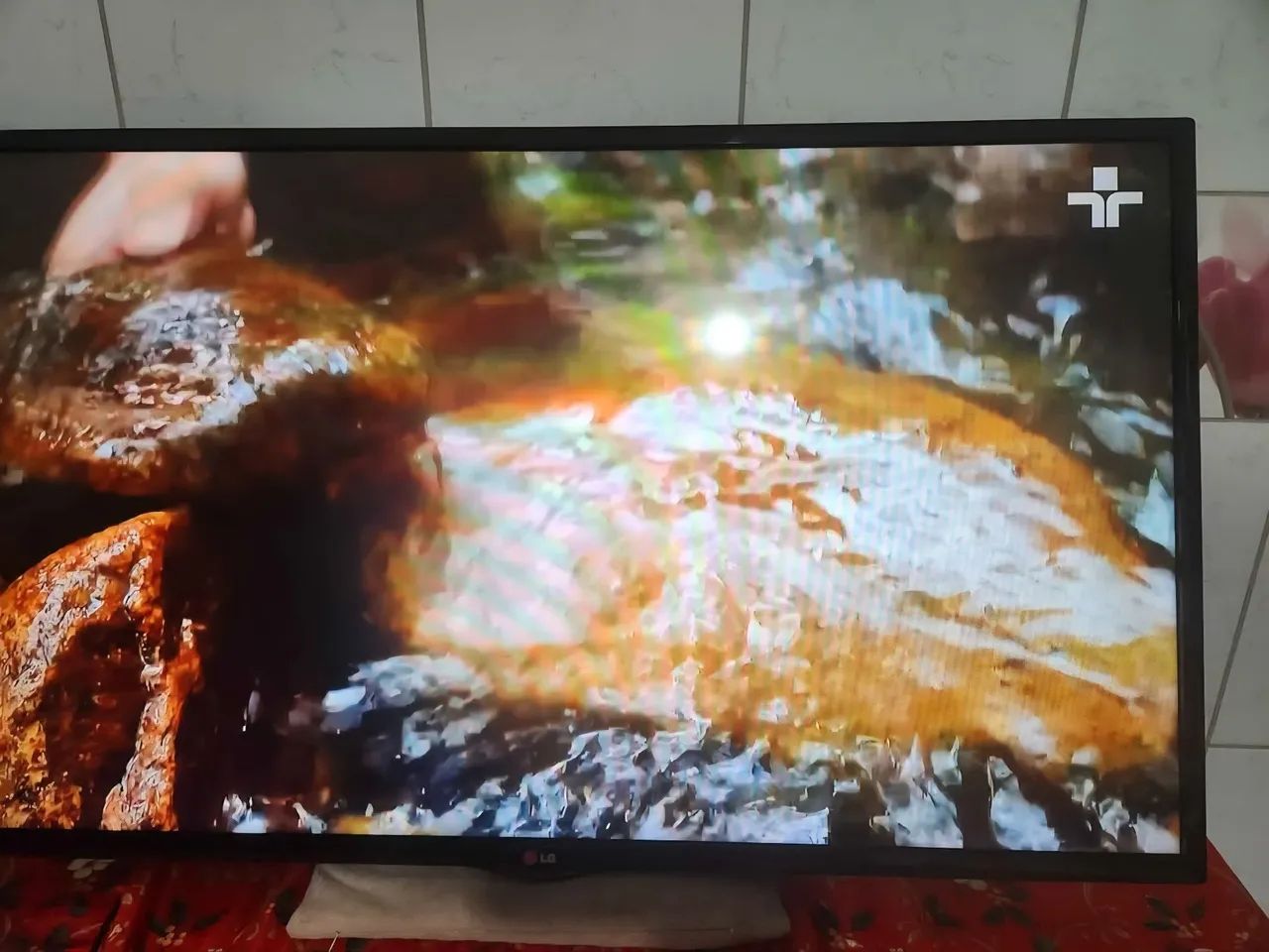 Tv LG 47 polegadas (NÃO E SMART) - Foto 3