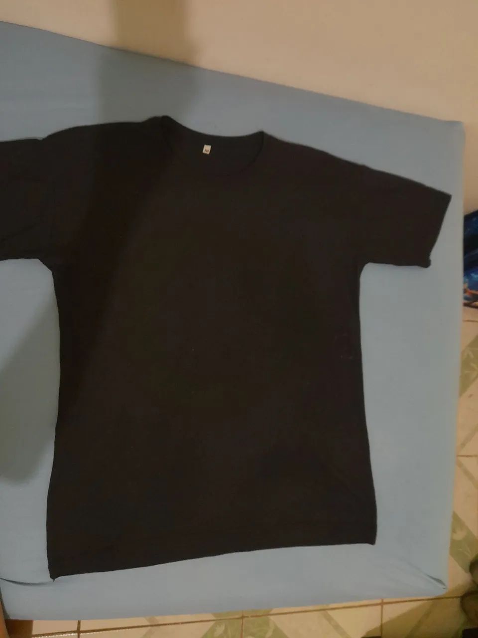Camisa preta básica
