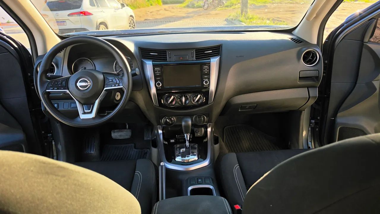 Nissan Frontier Attac.cd 4X4 2.3 Bi-TB Die. AUT 2025 - Foto 10