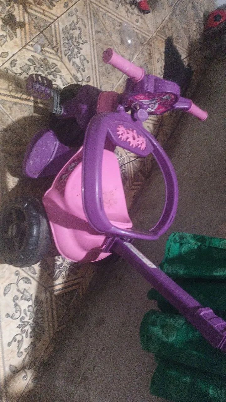 Triciclo infantil