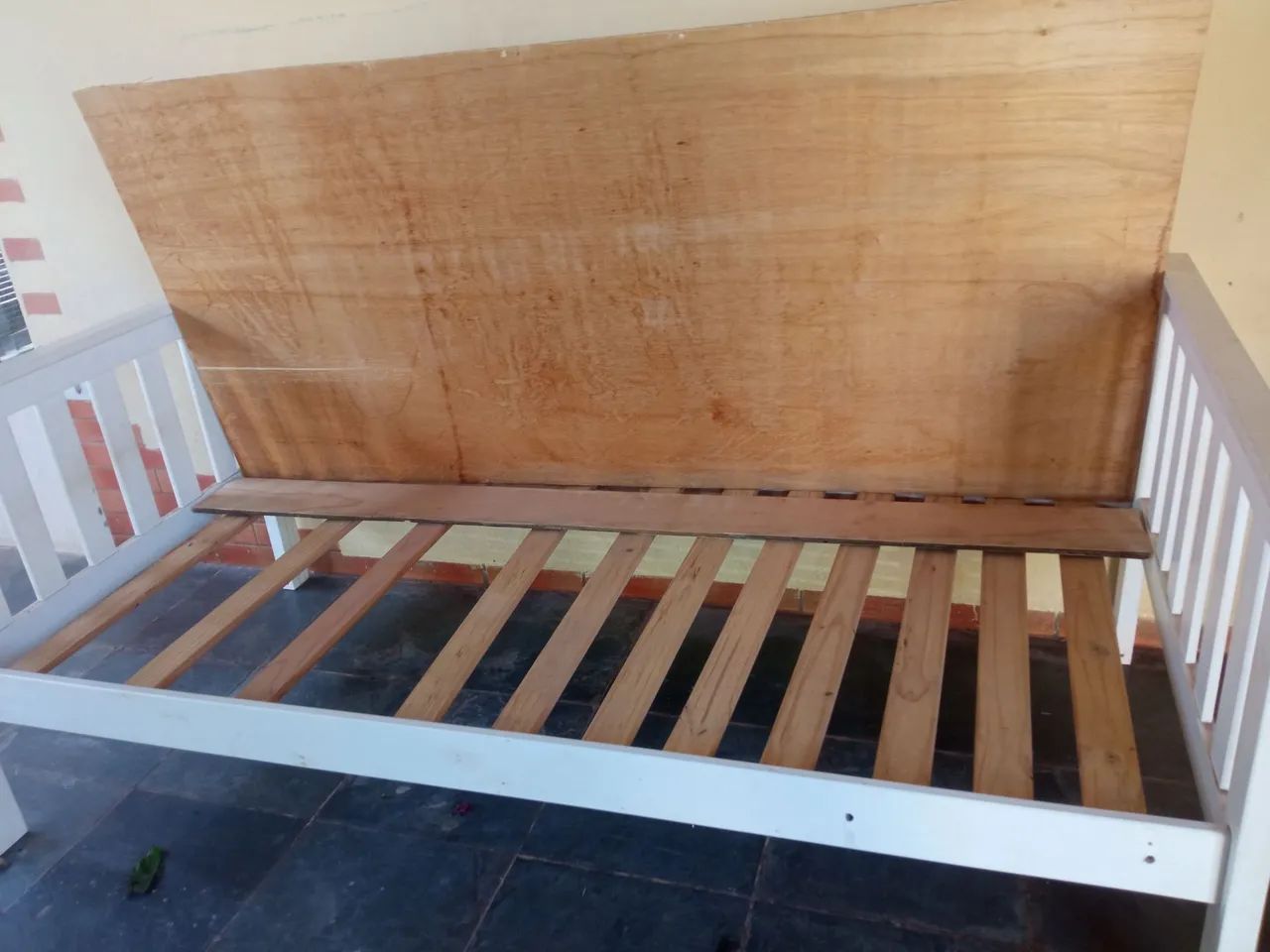 Cama de solteiro sem colchão  - Foto 4