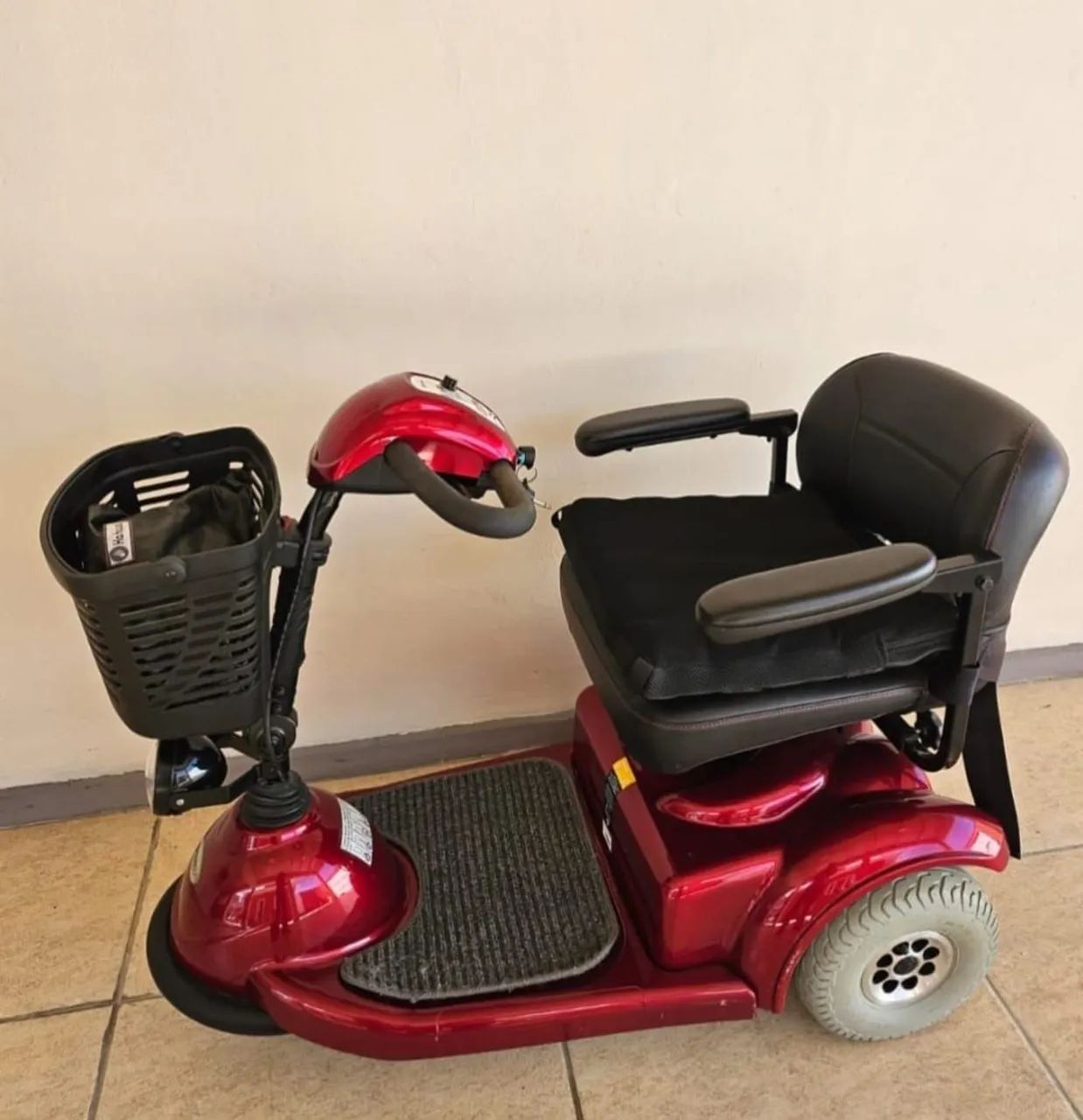 Triciclo elétrico 