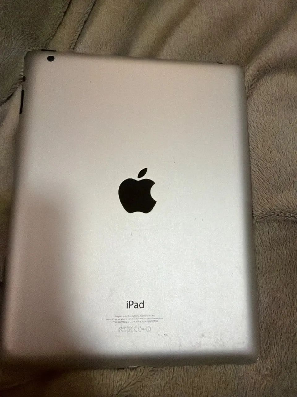 ipad A1458 4º geração 2012 prata 