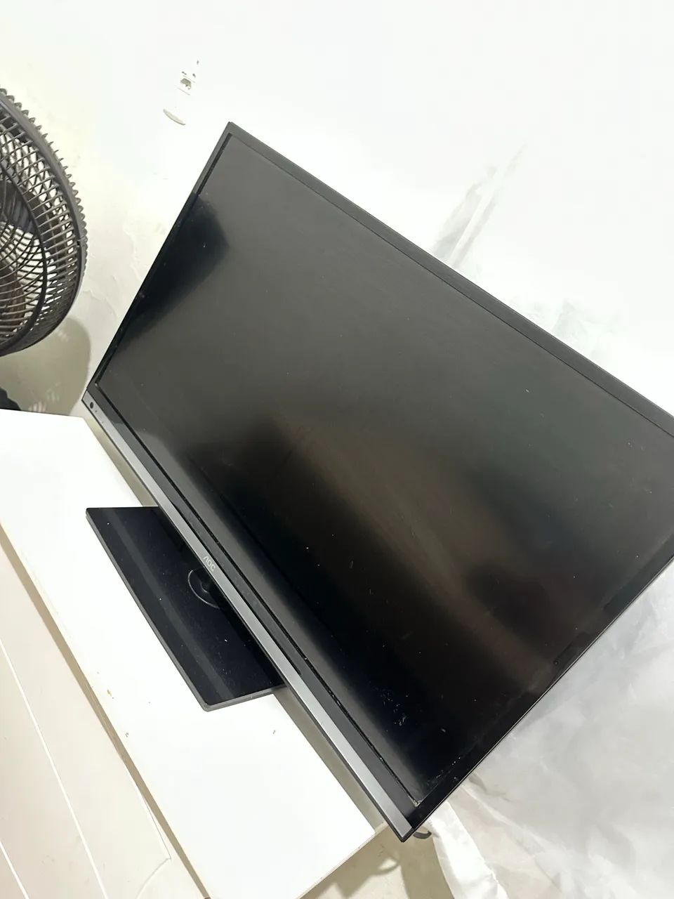 TV AOC 32 Led (NÃO É SMART)