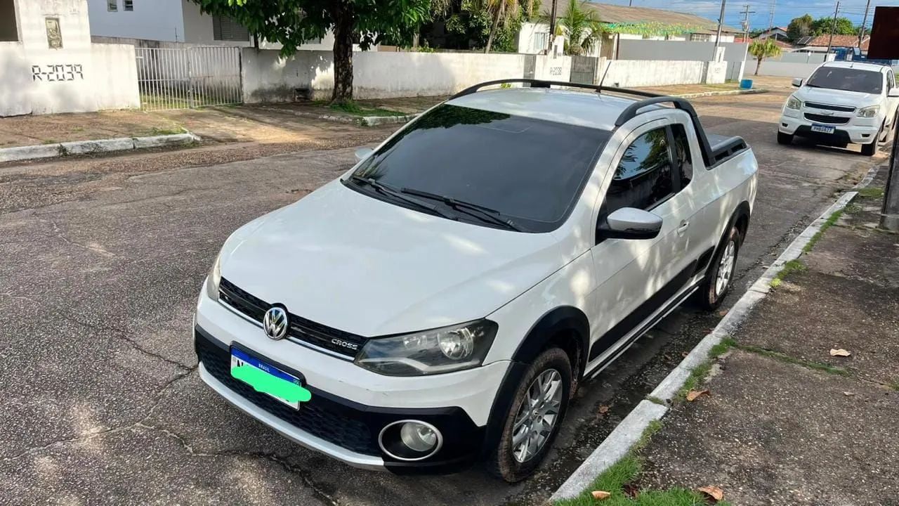 Volkswagen Saveiro Cross 1.6 MI Total Flex 8V CE 2014 - Foto 2