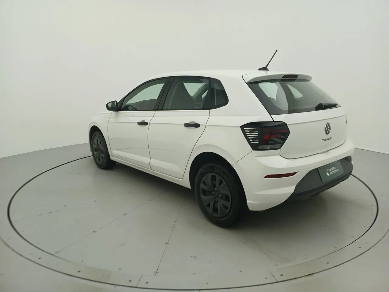 Volkswagen Polo Track 1.0 Flex 12V 5p, foto 3 de 18