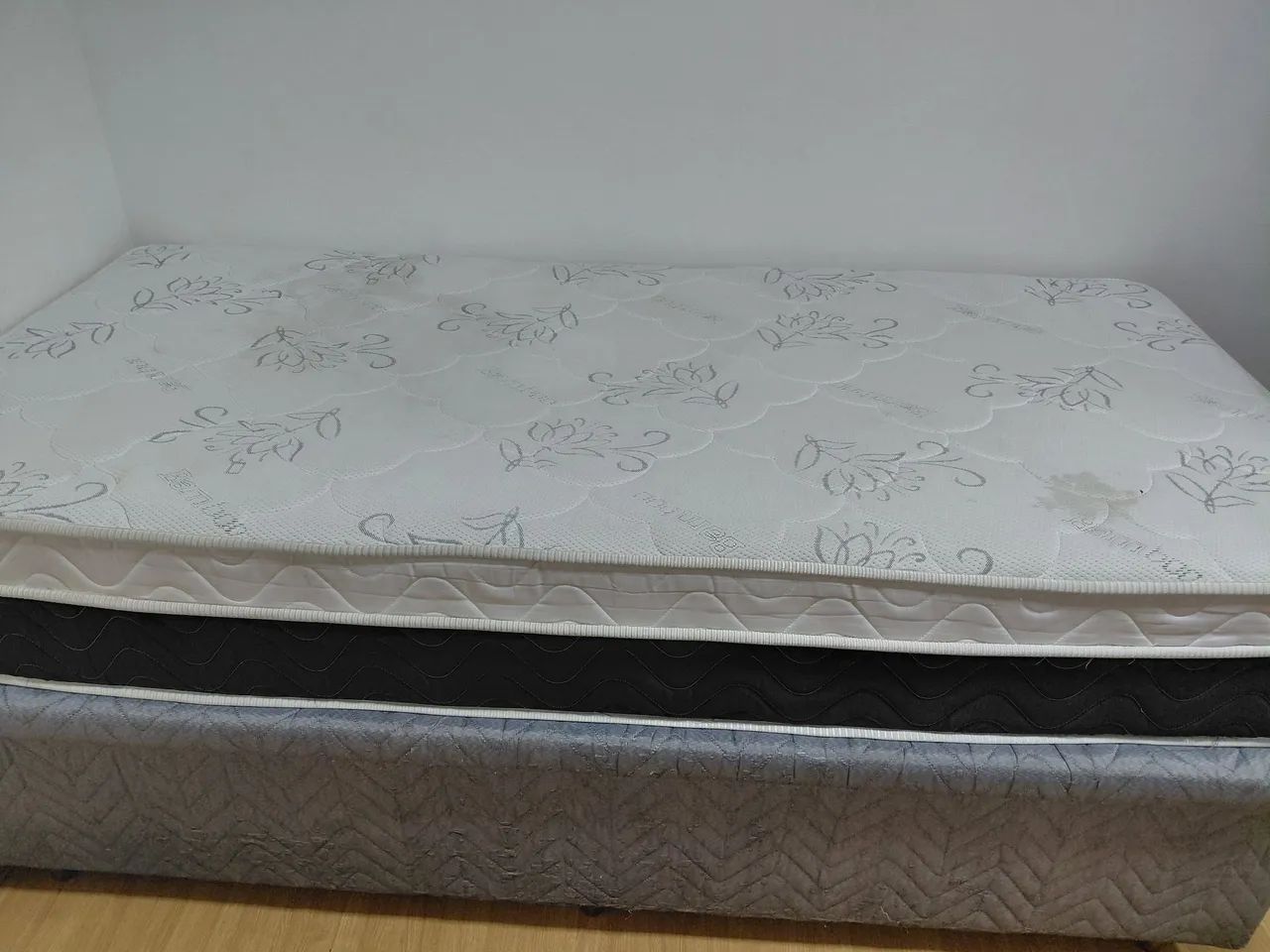 Cama baú box solteiro com colchão  - Foto 3