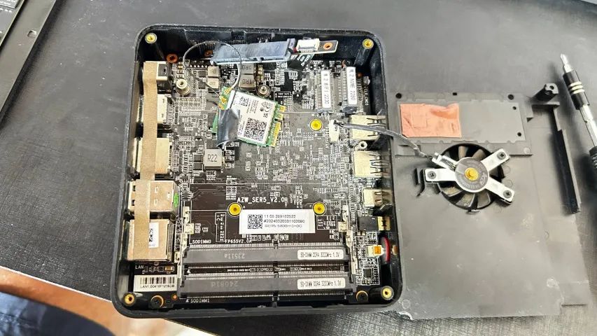 Beelink SER5 Pro Mini PC, Ryzen 7 5800H 16GB (Com Defeito) - Foto 2