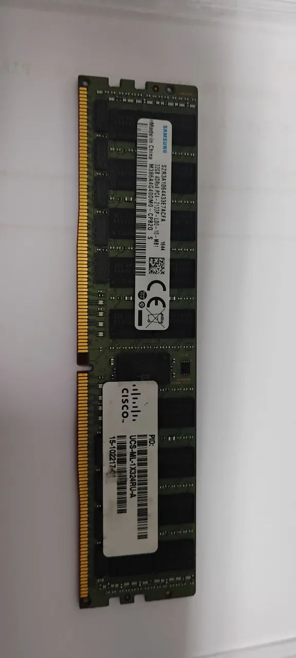 02 MEMORIAS 32GB DDR4 - LRDIMM REG