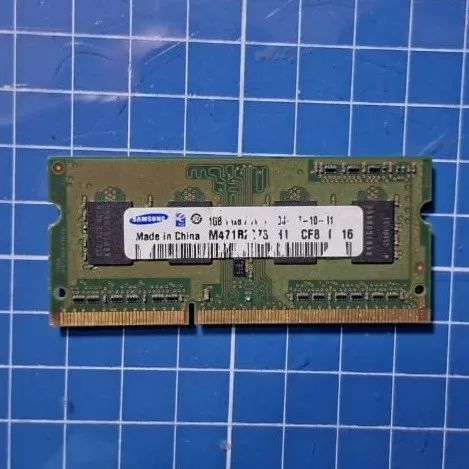 MEMÓRIA DDR3 1GB SAMSUNG (USADA)