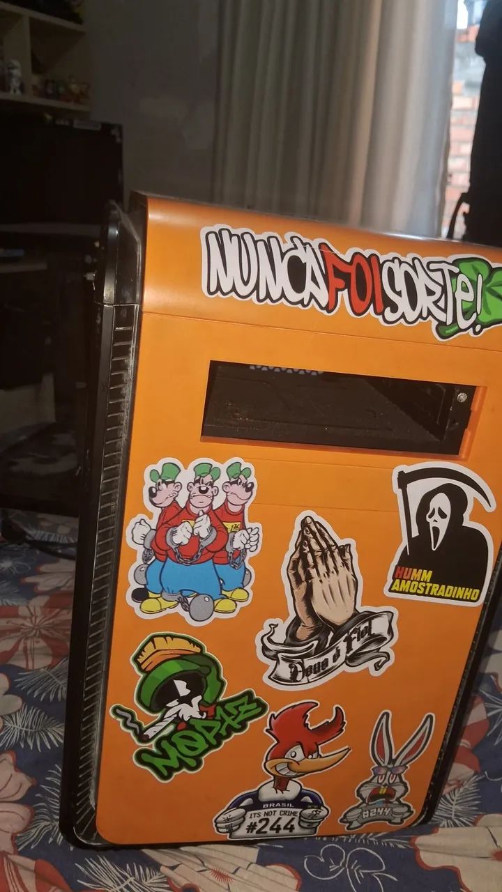 Gabinete gamer 