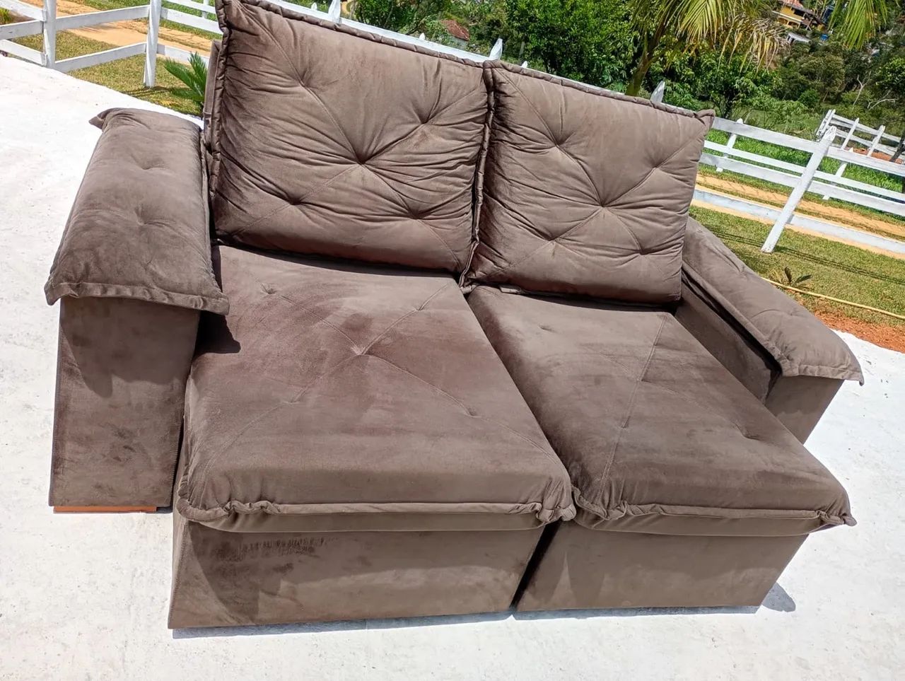 Sofa retratil 2m marrom top !!! - Foto 2