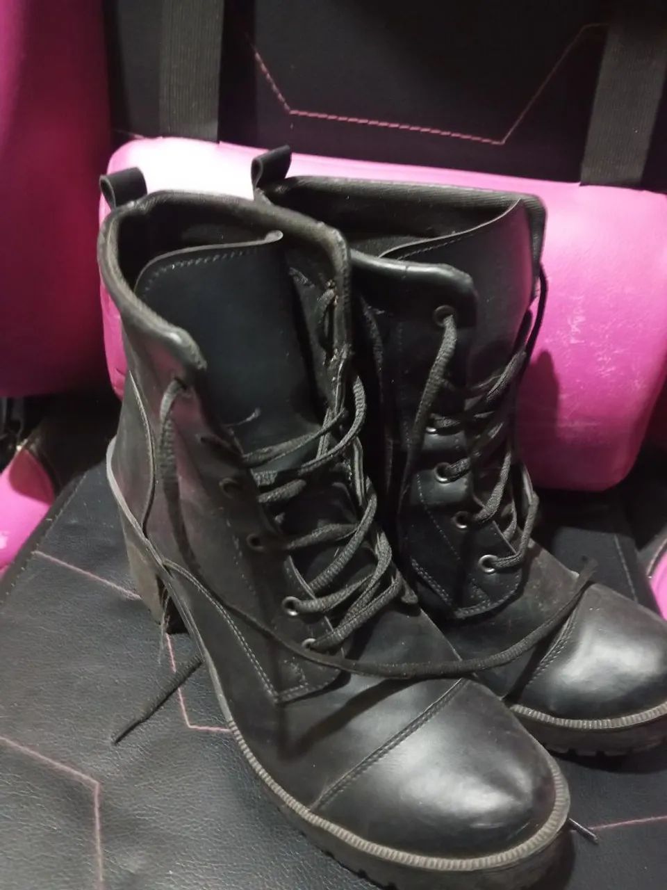 Sapatos e sandálias  - Foto 3