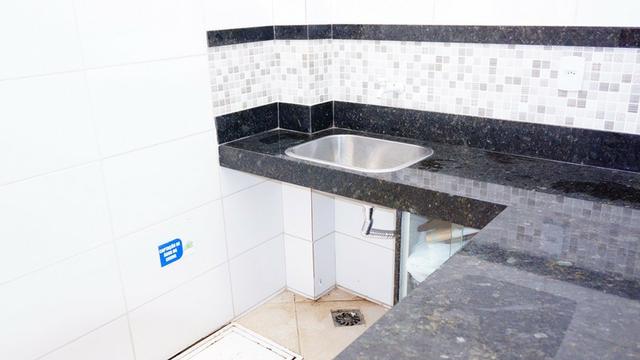 Vendo casa triplex toda decorada. Bairro Castália - Foto 14