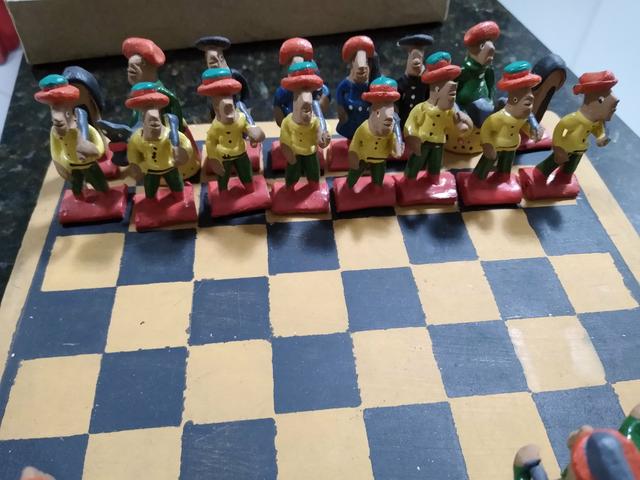 Tabuleiro de Xadrez Artesanal - Foto 2