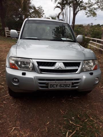 Caminhonete Pajero