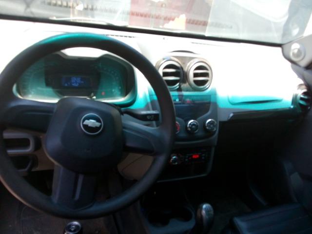 Carro caminhonete aberta em boas condições, ano 2012 chevrolet montana LS, - Foto 3