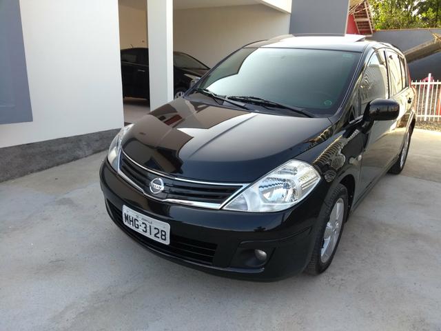 Nissan Tiida SL Hatch