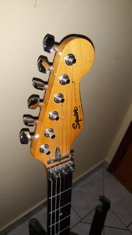 Squier Fat Strat Coreana com Floyd Rose II e captação Malagoli - Foto 2