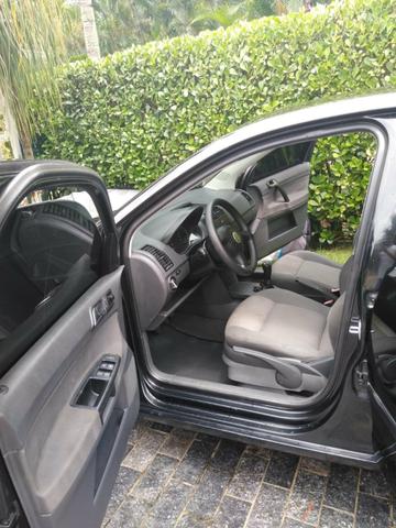 Vw Polo 1.6 vendo ou troco financio (banco) - Foto 4