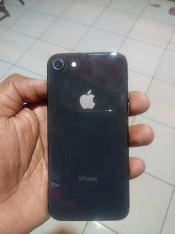 Vendo iPhone 6 128gb e iPhone 8 64gb