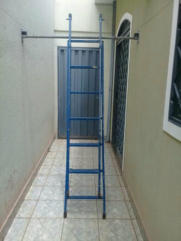 Escada - Foto 2
