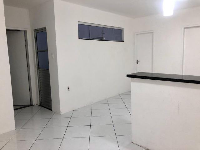 Excelente casa próximo a Av. Getúlio Vargas em Feira de Santana - Foto 3