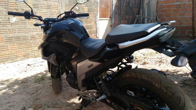 Passo Ágil Moto Yamaha 250 Fazer Blueflex ano 2018/2019 Novinha - Foto 2