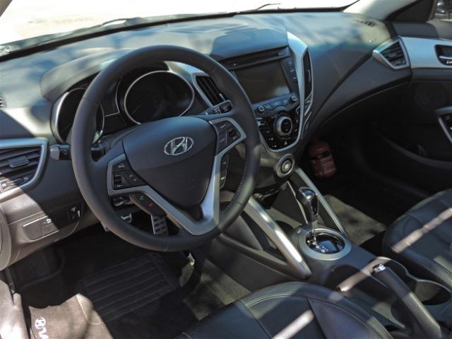 Hyundai Veloster 1.6 2012 50.000 km - Foto 5