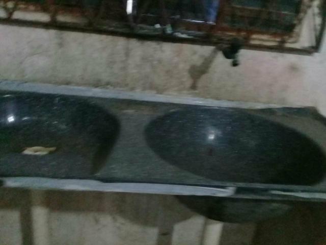 Vende -se uma casa com garagem, sala ampla, 3 quantos, cozinha ampla 1 banheiro e quintal - Foto 8