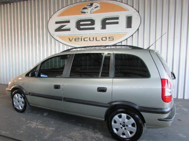 ZAFIRA - Foto 4