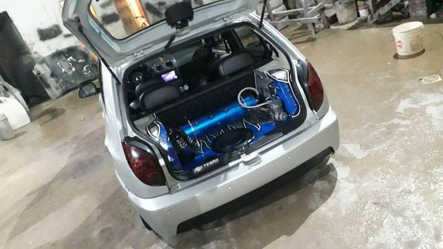 Vende- se