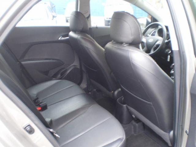 HYUNDAI HB20X 1.6 16V PREMIUM FLEX 4P AUTOMÁTICO - Foto 11
