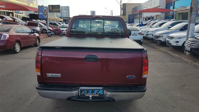 F 250 xlt l 4.2 6CC 180 2004 - Foto 9